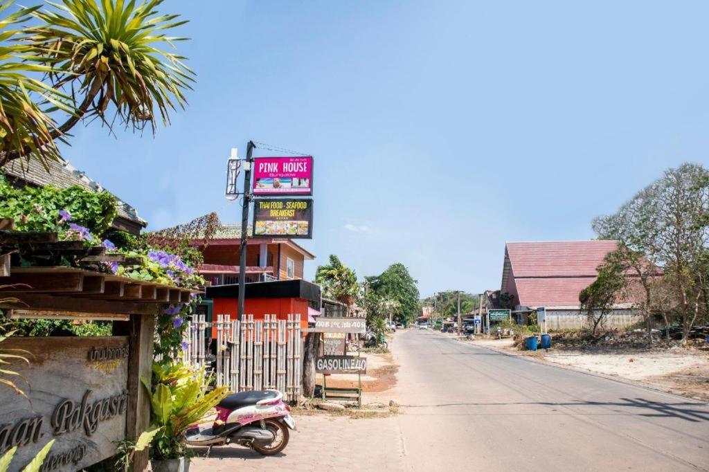 Oyo 797 Pink House Bungalow Ko Lanta Exterior foto